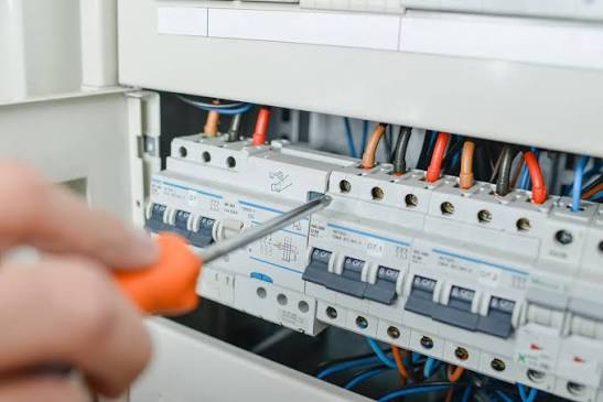 Serviços Elétricos Profissionais – Instalação, Manutenção e Diagnóstico Elétrico