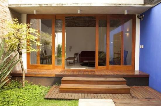 Construção e Manutenção de Decks de Madeira